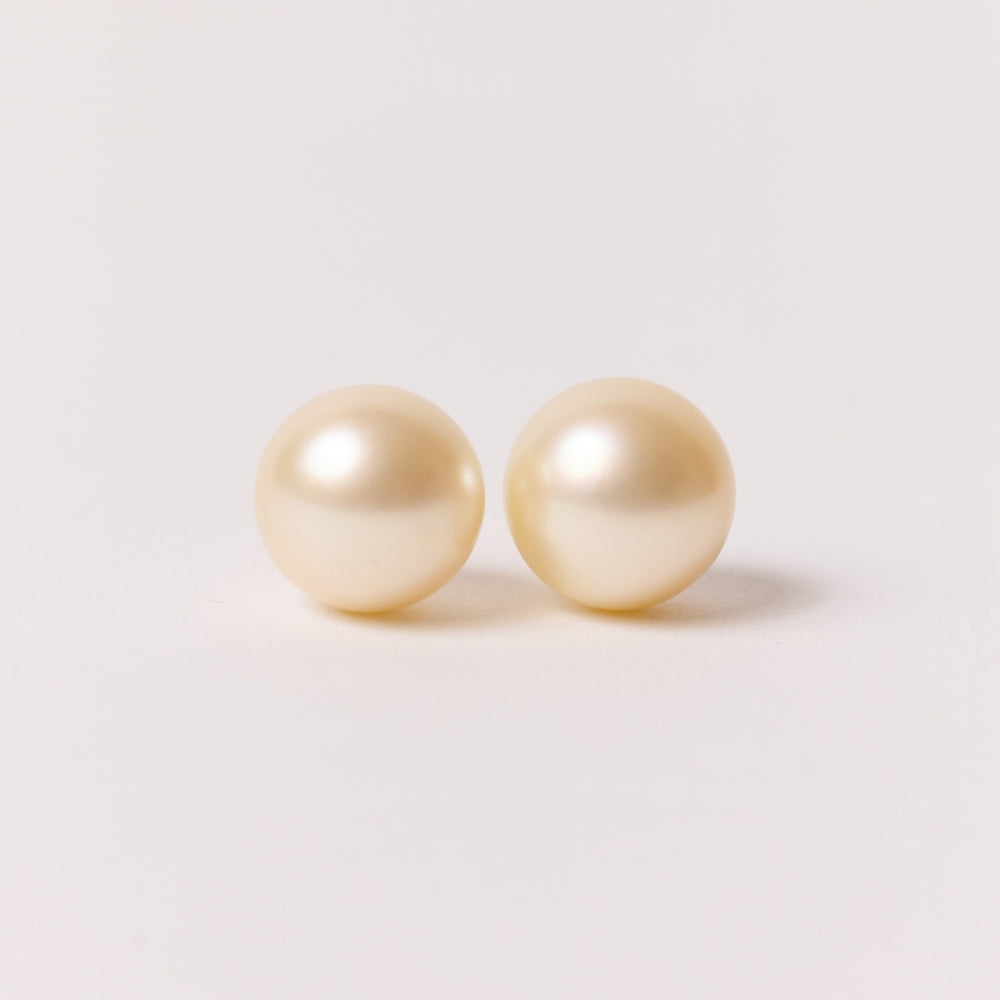 Oversized Pearl Studs