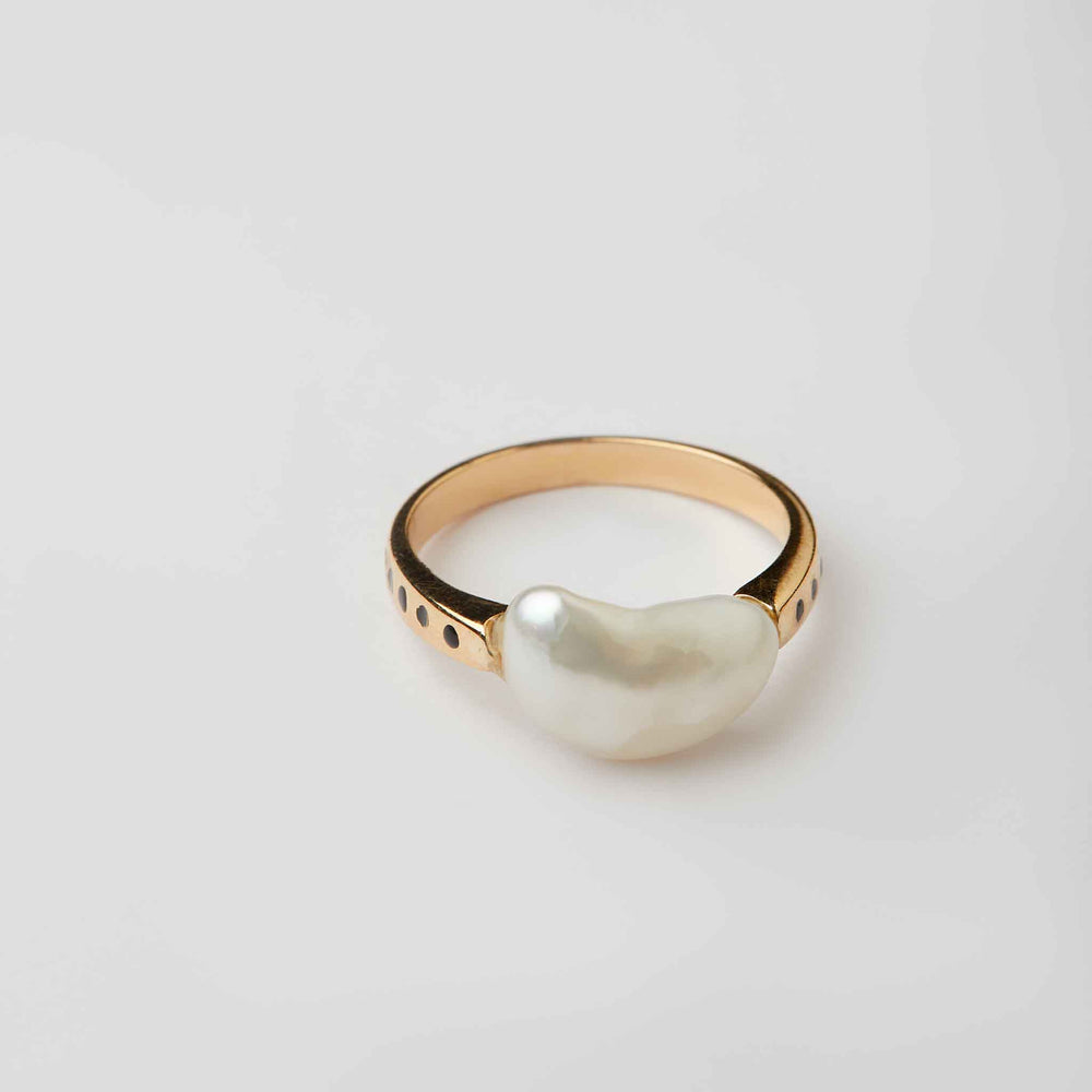 Baroque Pearl Ring with Enamelling